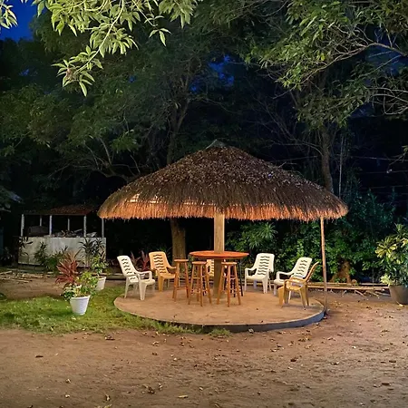 Elen Inn - Malapascua Island Air-Conditioned Room2